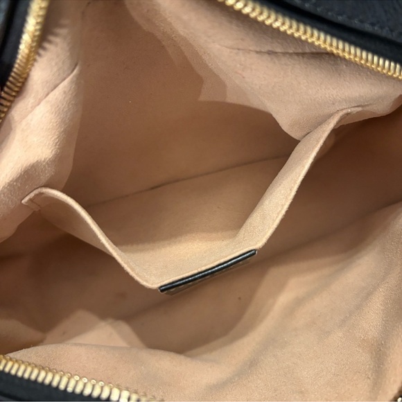 Gucci Beige and Black GG Crossbody Bag - Picture 9 of 15